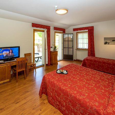 Albergo Edelweiss - Larespa Crodo Zewnętrze zdjęcie